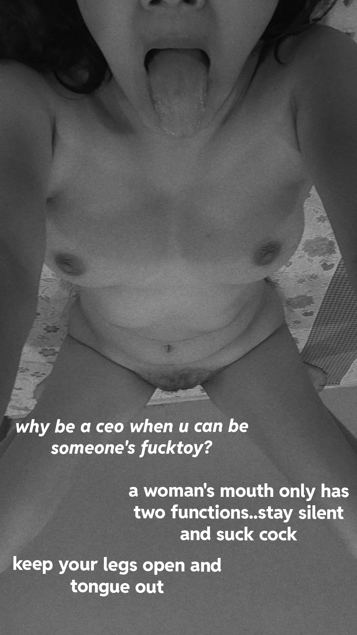 Good girls should keep their mouth open and tongue out for men to cum in picture 1 of 1