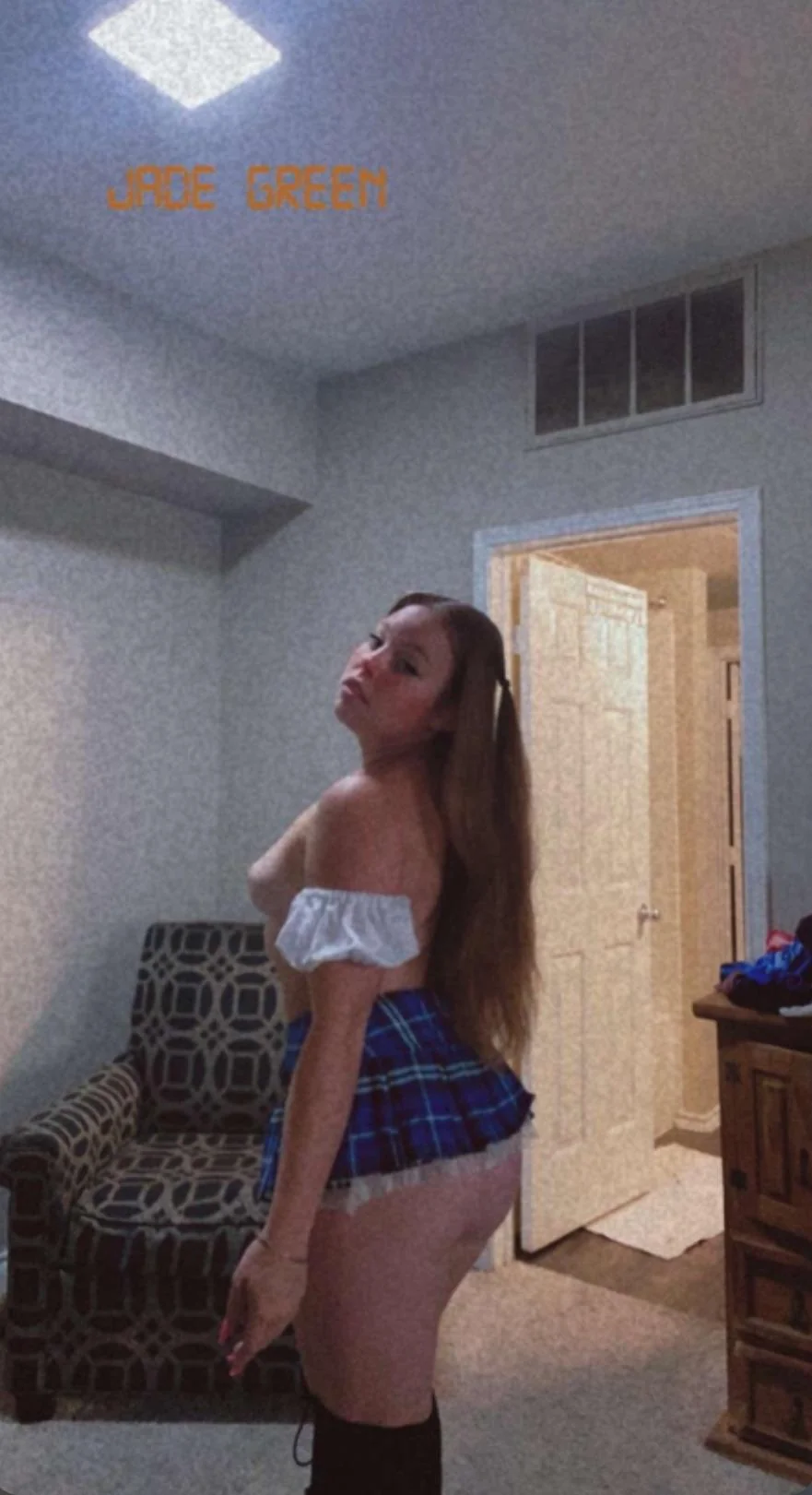 GOOD GIRL GOOD LISTENER COLLEGE SLUT GRADE A picture 1 of 2