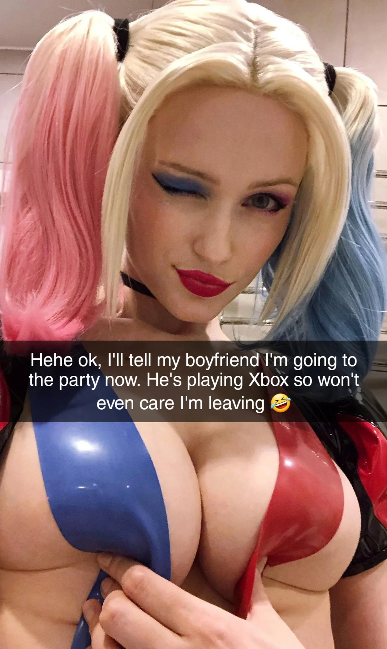 Your Girlfriend dressed up as Harley Quinn for Halloween picture 9 of 13