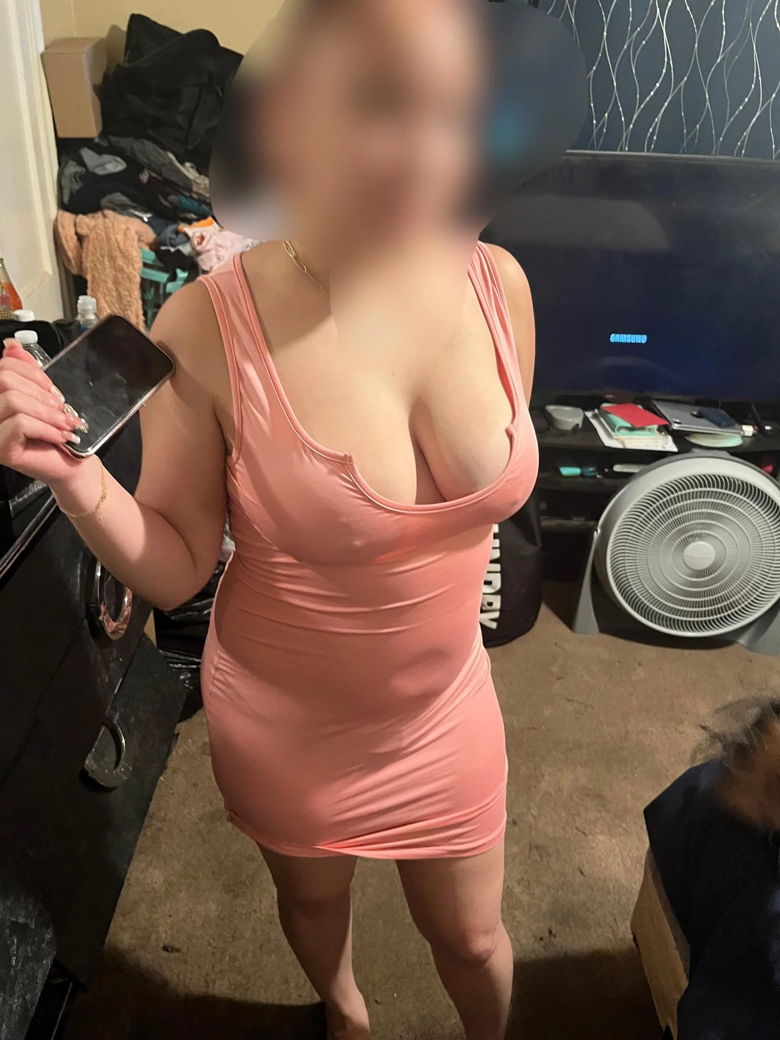 Wifey came home from a work meeting wearing this 🤔 picture 1 of 2