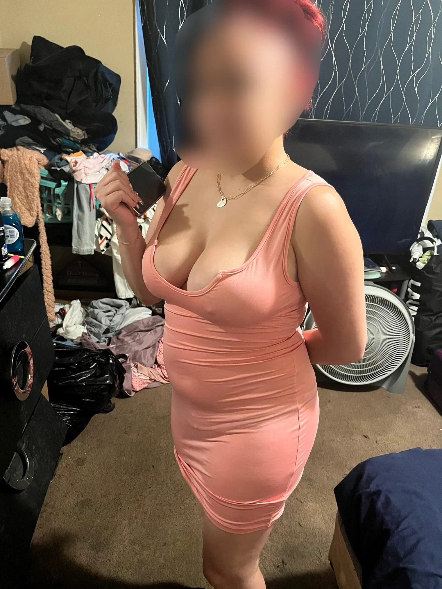 Wifey came home from a work meeting wearing this 🤔 picture 2 of 2