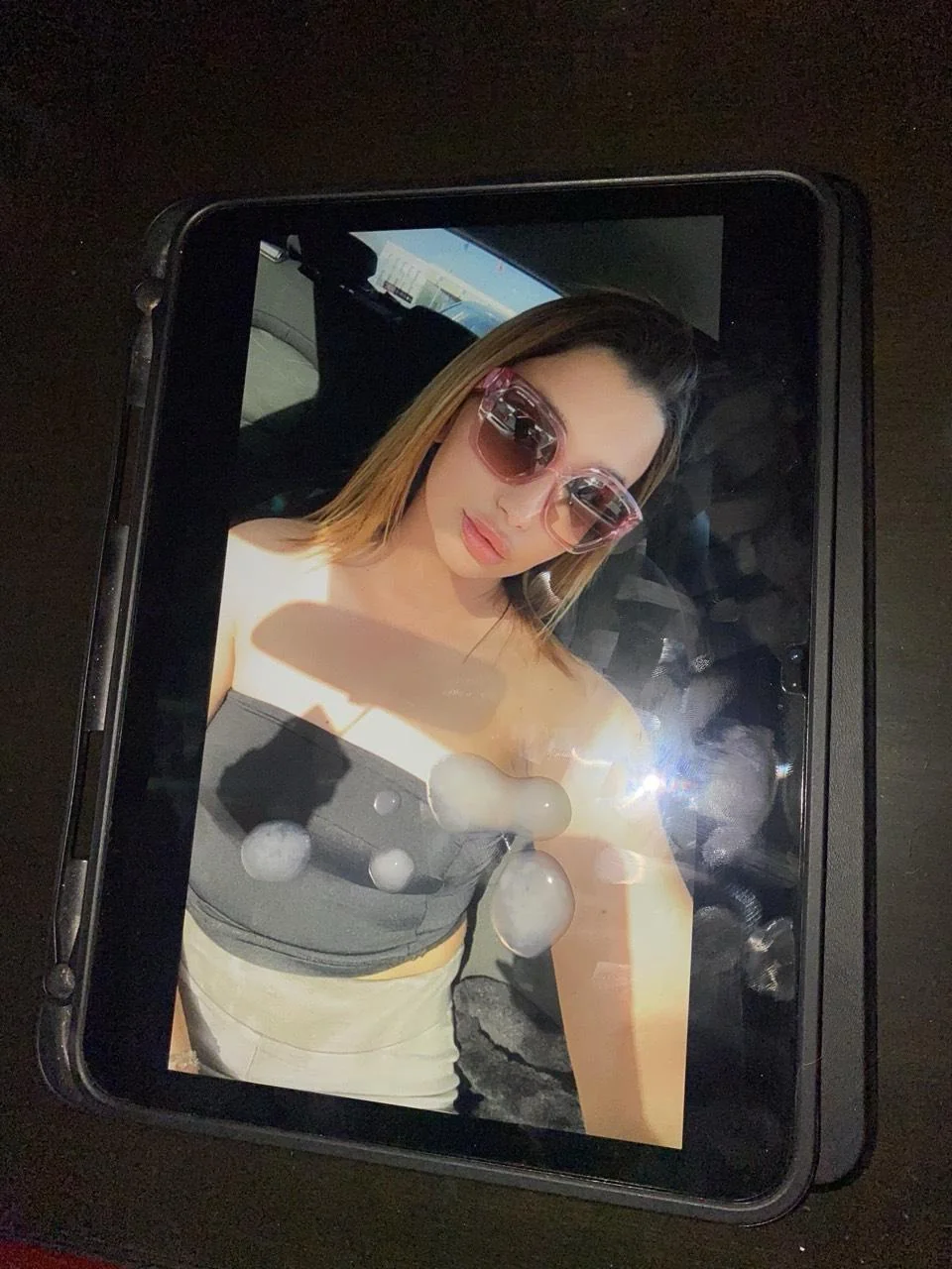Thats me and my ex cum on my pics. My bf clean uu me every time i go to my ex🫣🫣 picture 4 of 4