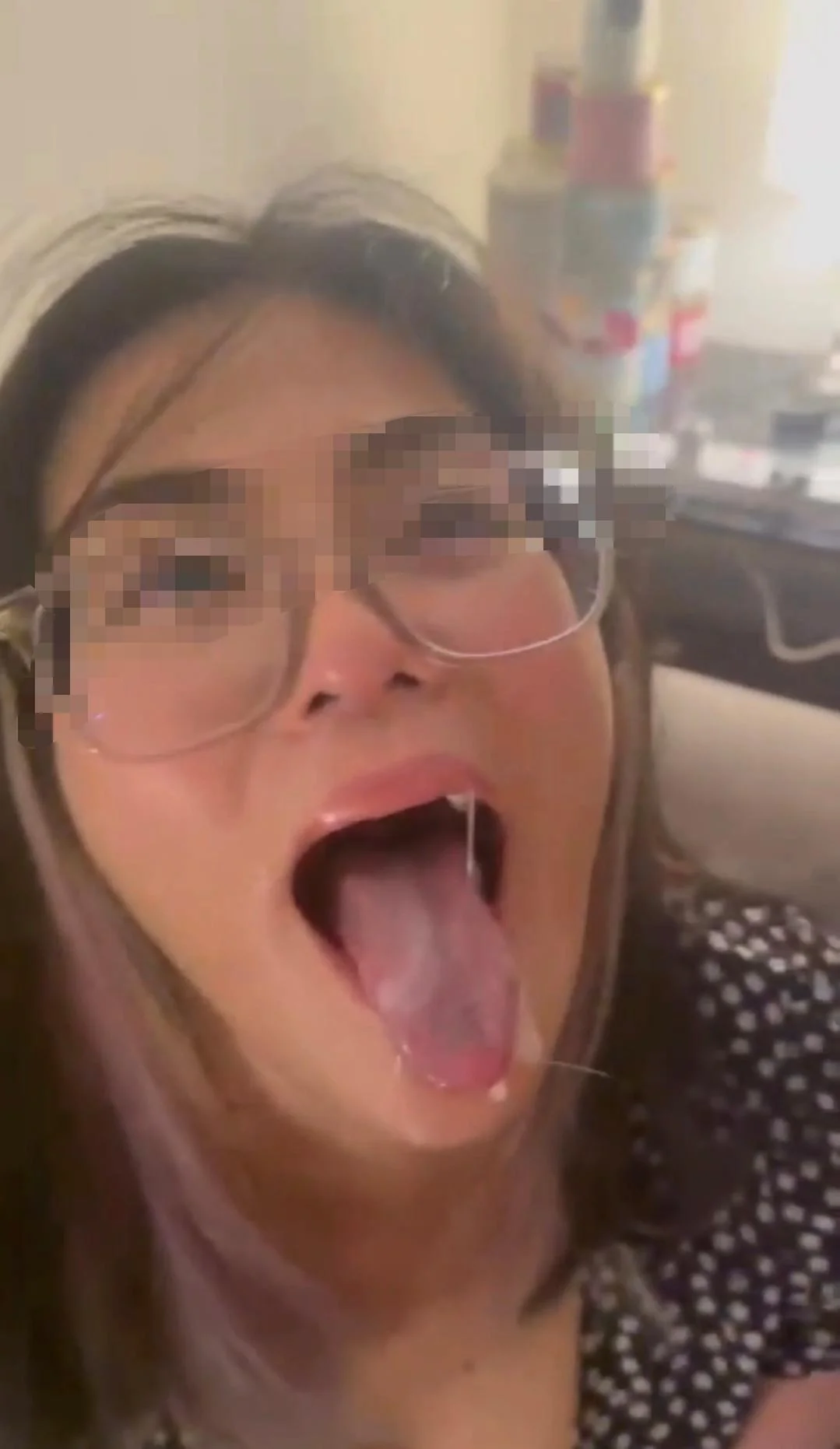 Just some screenshots of the videos he took on his phone... picture 1 of 5