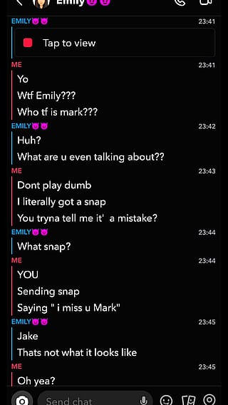 Wrong Snap, Right Truth 💔📸 She thought she was slick—sent a selfie meant for her side guy, but it landed in her boyfriend’s inbox instead.'