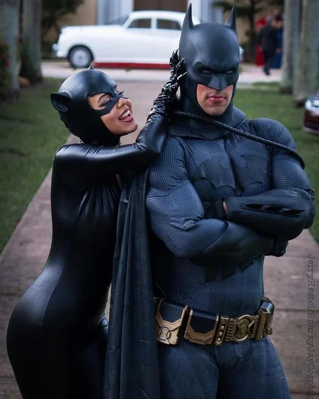 Cucked by Catwoman at the Con - Part 3: Steamy Betrayal picture 9 of 10