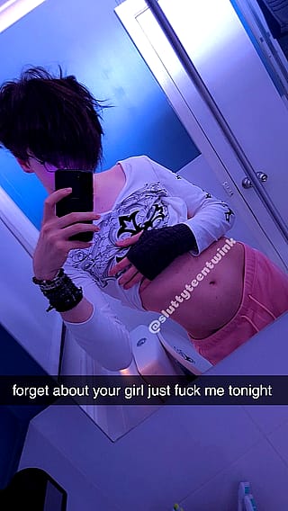 Naughty Secret with a Femboy :3'