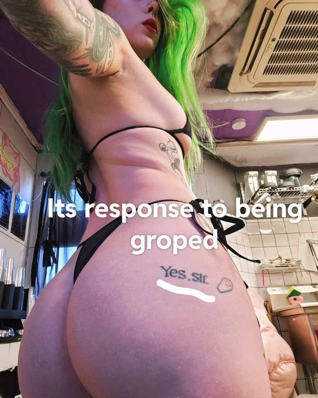 Barista slut gets more than just tips behind the counter picture 1 of 1