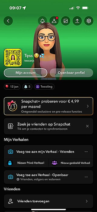 Steamy Secret Snaps'
