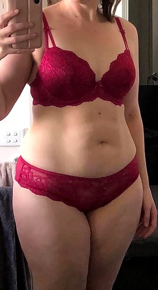 Who's down to knock me up while my hubby watches?'