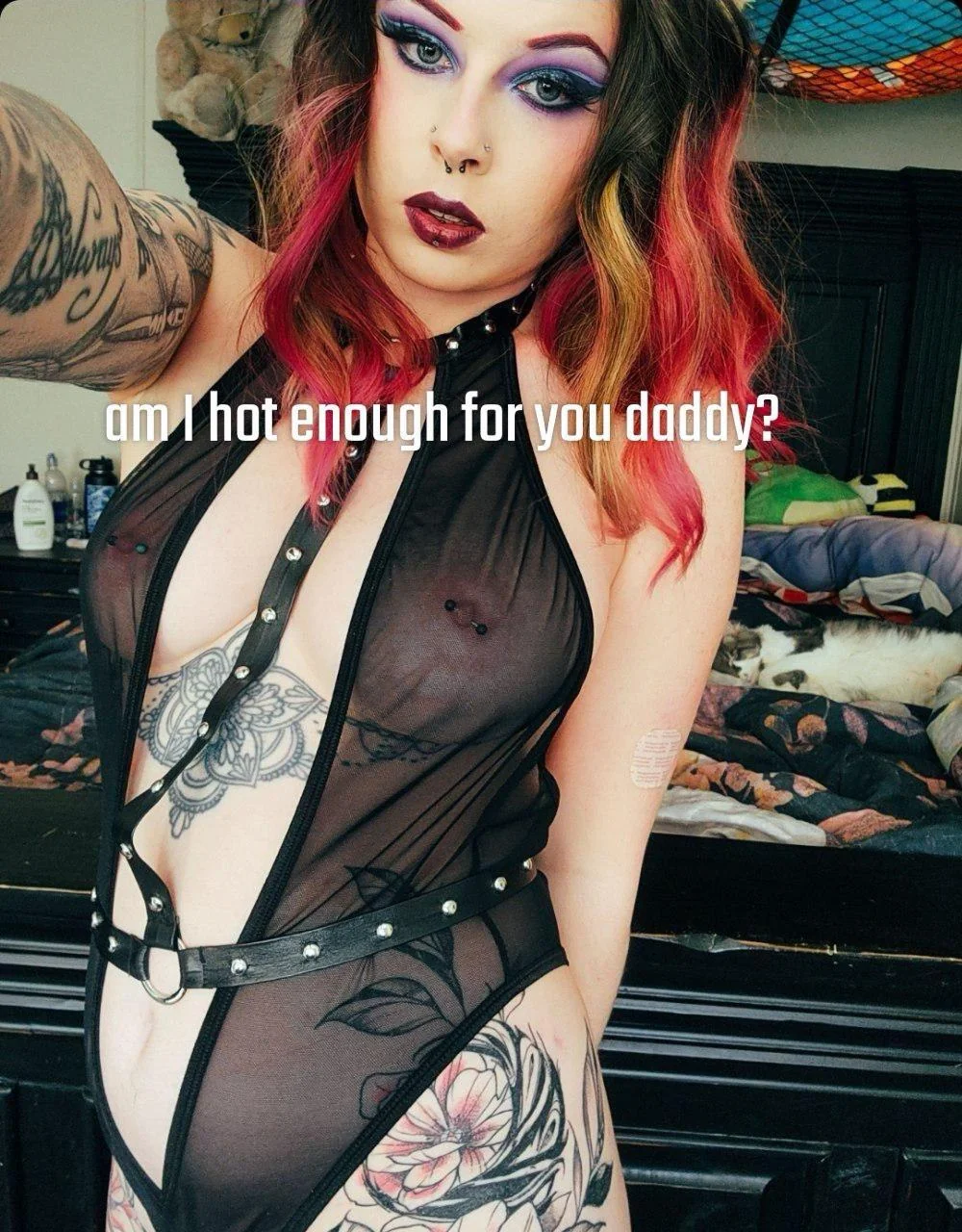 This naughty minx craves being flaunted picture 1 of 5