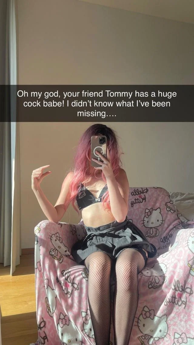 A Queen Like Me Demands Top Tier Pleasure picture 2 of 2