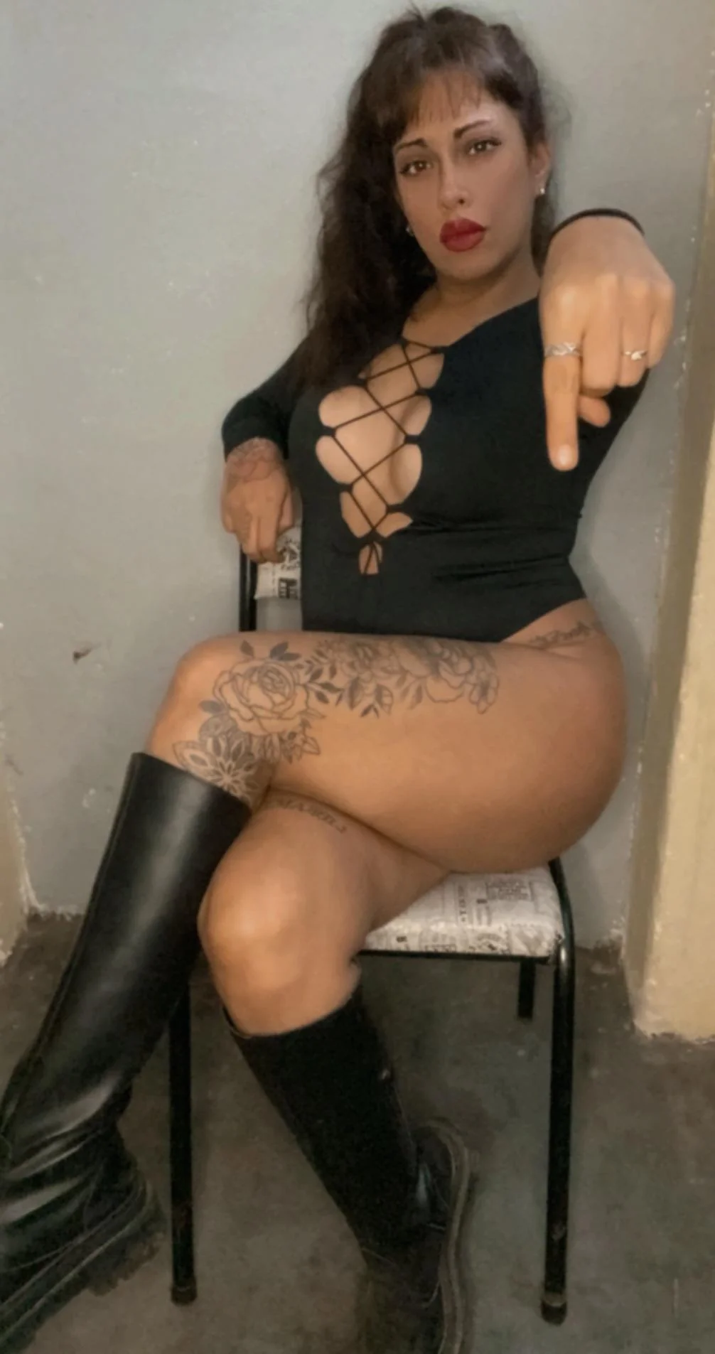 Sit back, watch & ache—her pleasure's his now, cucky. Feel that burn? picture 1 of 1