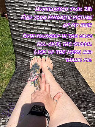 Locked Up & Loaded: Footboy Duty Just Got Steamy'