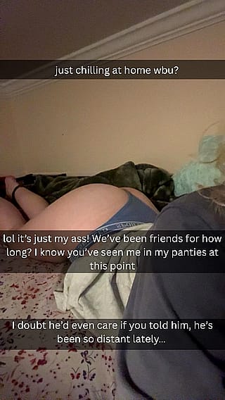 Naughty vixen hustles hard for that cash—slide into those DMs!'