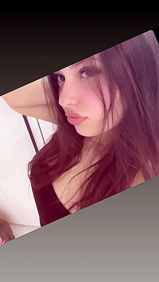 Naughty Snap Slut Loves Multiple Cocks & Golden Showers'