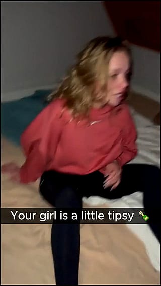 First Time Filled by a Beast - She Couldn't Resist the Massive Invitation'