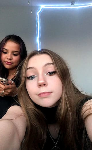 Sneaky Sis Steals the Show'