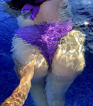 Naughty Girlfriend's Secret Snap'