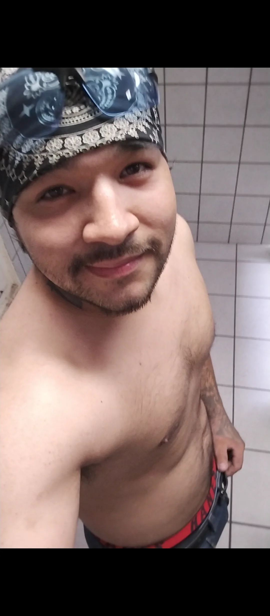 Hotwife's Dirty Secrets: 27yo Hubby Craves Your Texts picture 3 of 3