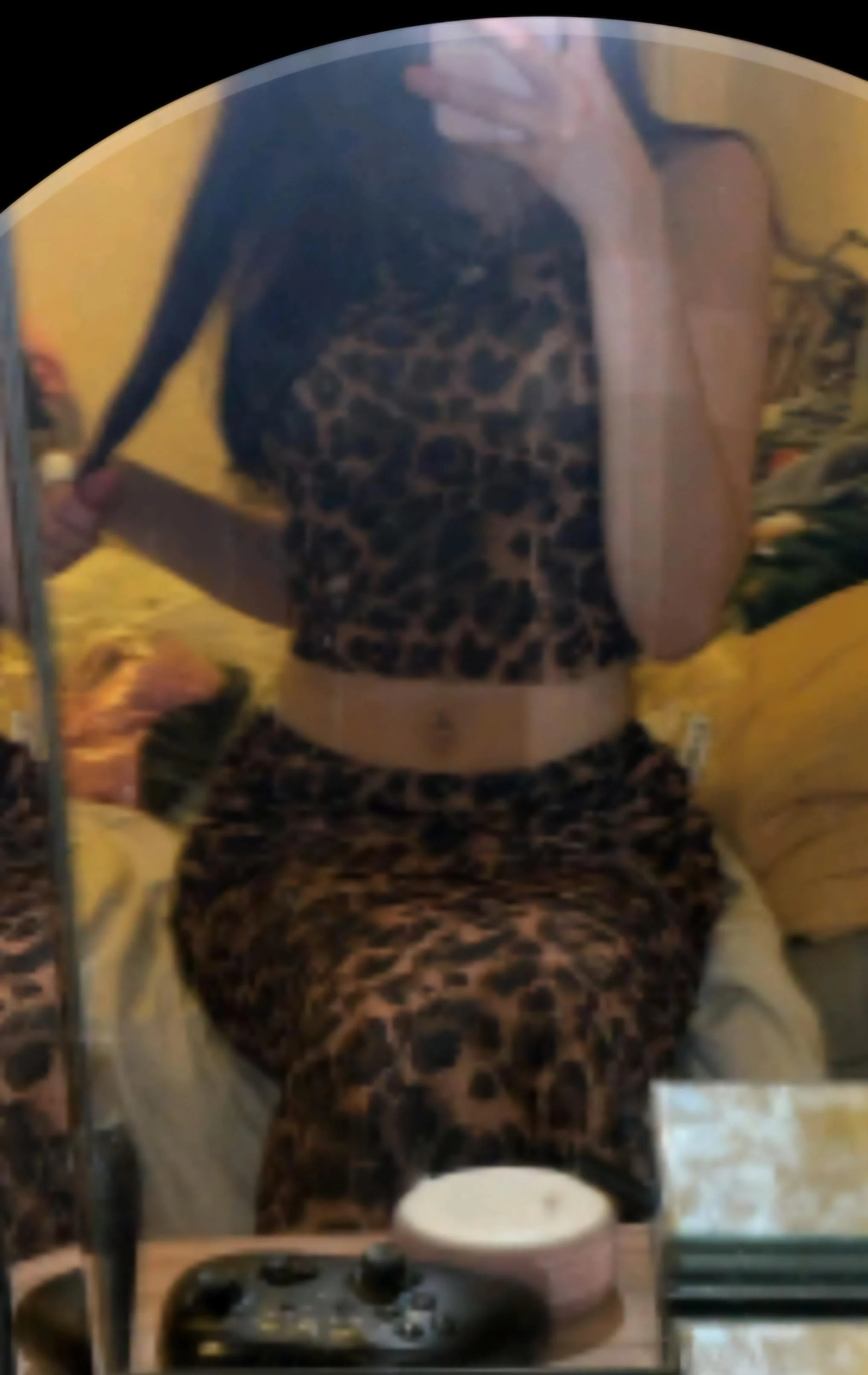 Naughty GF Exposed: Steamy Cheating Snaps picture 3 of 3