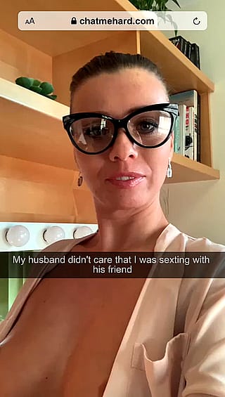 Naughty Wife Sneaks Dirty Texts to Hubby's Buddy - He's Clueless!'