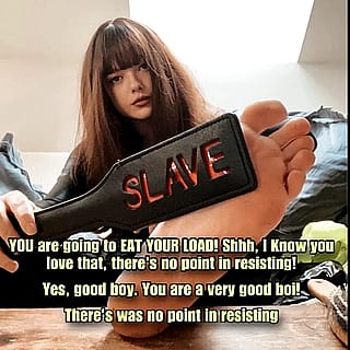 Bite the Pillow, I'm Going In Deep [oc]'