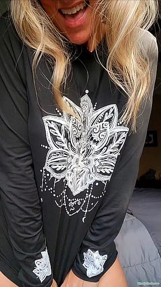 I need your cock between my DD's'
