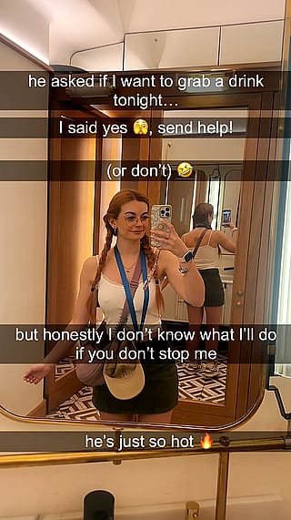 Naughty Snapchat Slut Shows Off'