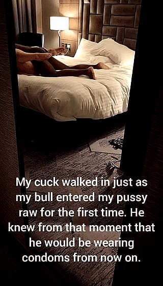 She Can't Resist Spreading for Strangers - Cuck's Nightmare'
