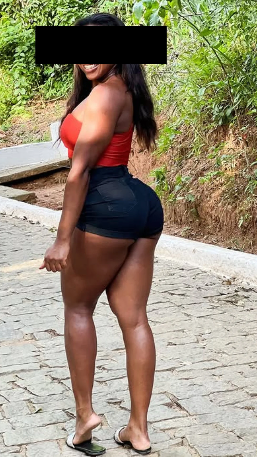 Gym Buddy's Thick Black GF Turns Heads & Drops Jaws! picture 3 of 4