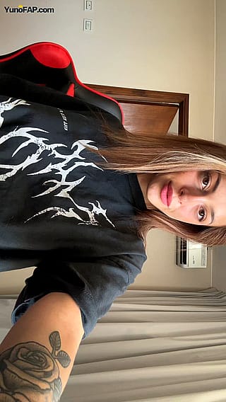 SophieeQuinn's Ultimate Fuckdoll Challenge: Pick Your Position & Pop My Cherry!'