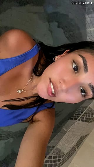 Ready to get your pussy licked, Argentina? Amateur girl with big tits and ass showing off her readiness.'