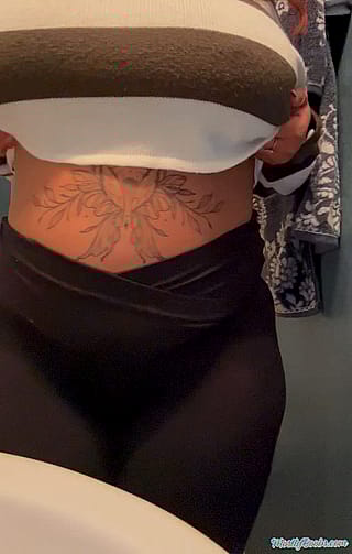 Screw the party. Come watch my tits drop in the bathroom ♡'