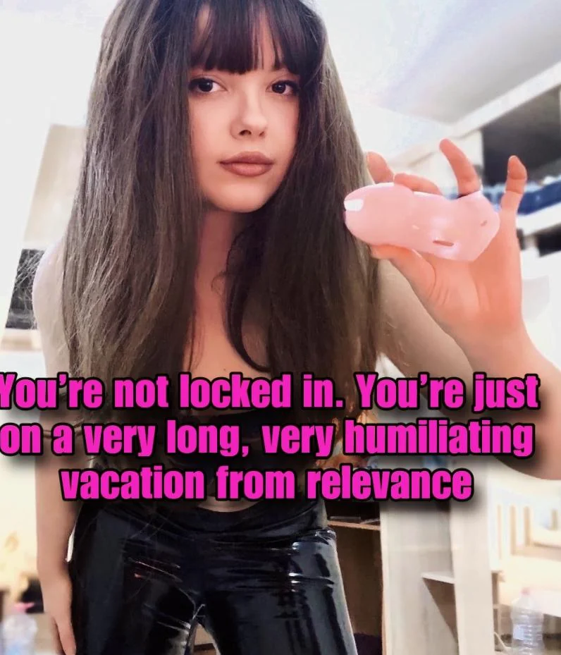 Daddy's Locked and Loaded Slut picture 1 of 1