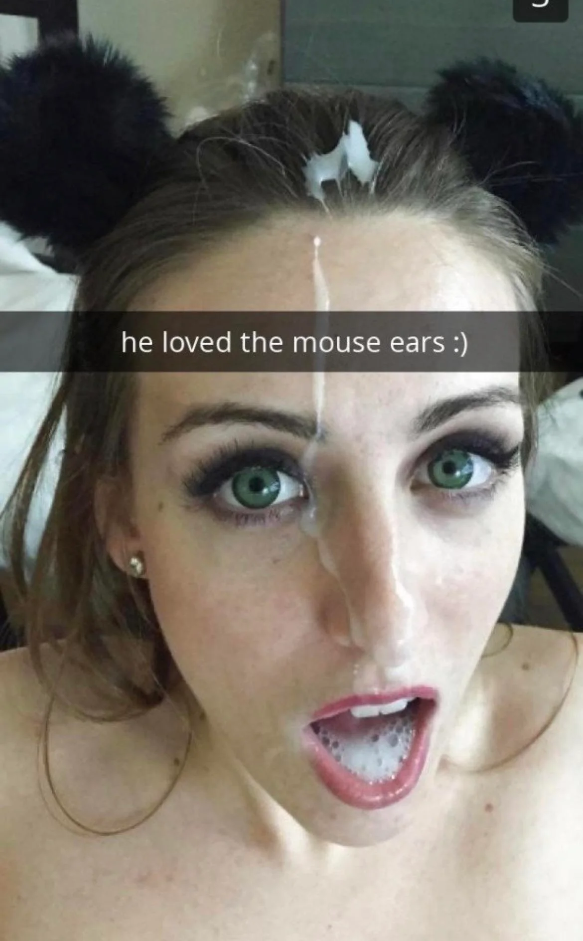 Hotwife's Reckless Snapdump picture 4 of 4