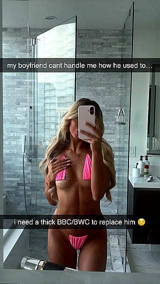Tiny dick can't handle this ass, need a real man to make me scream'