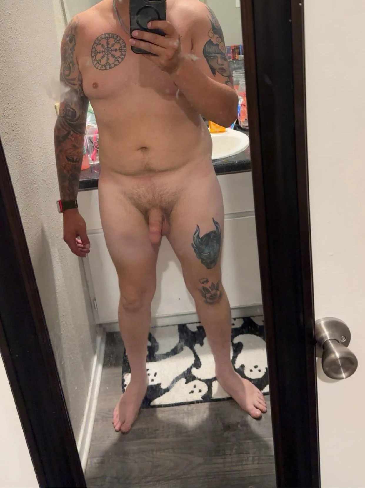 Sneaky Snap While My Girl's Just Feet Away - She's Clueless! picture 1 of 1