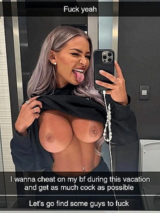 Your gf sends this to her bestie during their vacation'